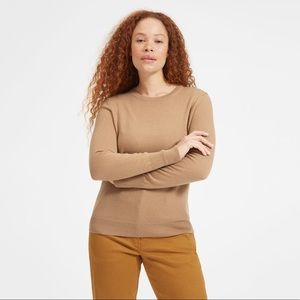 Everlane Cashmere Sweater in Camel
